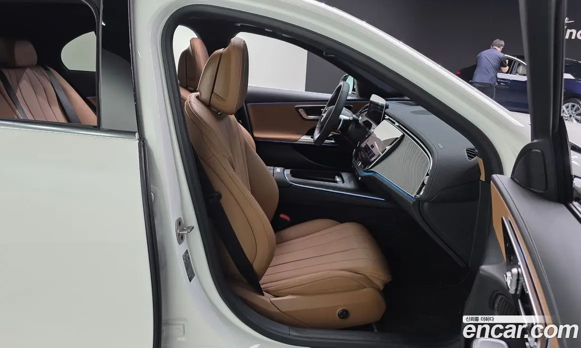 Mercedes-Benz E-Class 2025 2.0 автомат (гидро), фото 18