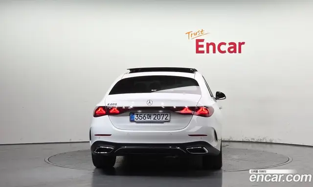 Mercedes-Benz E-Class 2025 2.0 автомат (гидро), миниатюра 4