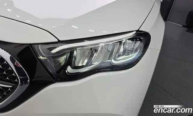 Mercedes-Benz E-Class 2025 2.0 автомат (гидро), миниатюра 8