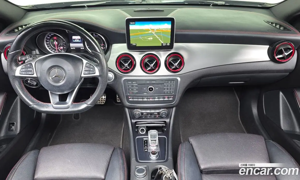 Mercedes-Benz GLA-Class 2016 2.0 гидро, фото 7 Mercedes-Benz GLA-Class 2016 2.0 гидро, фото 7