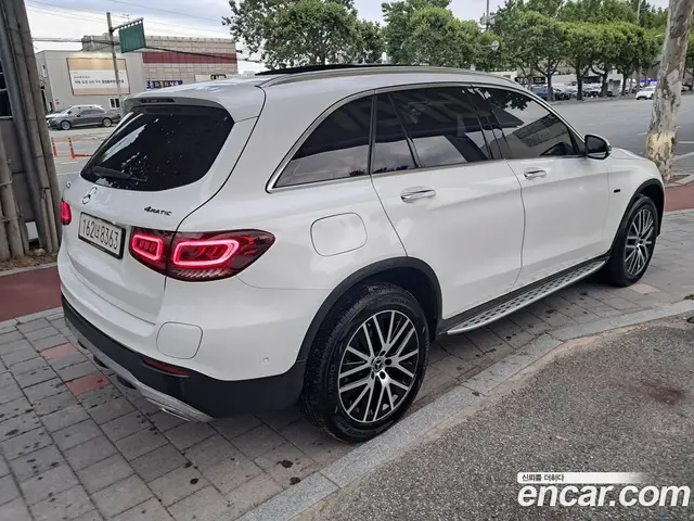 Mercedes-Benz GLC-Class 2021 2.0 гидро, миниатюра 3 Mercedes-Benz GLC-Class 2021 2.0 гидро, миниатюра 3