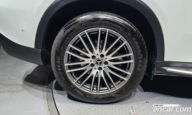 Mercedes-Benz GLC-Class 2025 2.0 гидро, миниатюра 5 Mercedes-Benz GLC-Class 2025 2.0 гидро, миниатюра 5