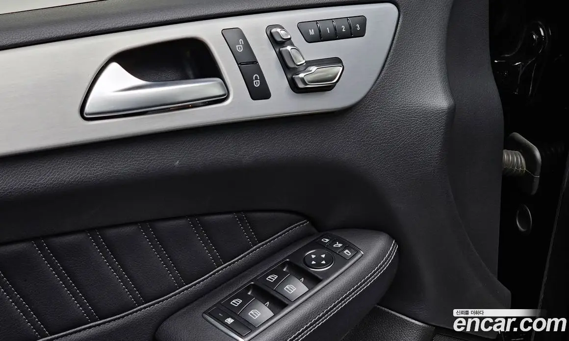 Mercedes-Benz GLE-Class 2018 3.0 гидро, фото 24 Mercedes-Benz GLE-Class 2018 3.0 гидро, фото 24