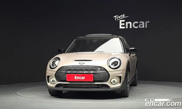 Mini Clubman 2022 2.0 автомат (гидро), миниатюра 3 Mini Clubman 2022 2.0 автомат (гидро), миниатюра 3