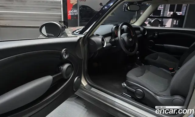 Mini Cooper 2012 2.0 автомат (гидро), миниатюра 10