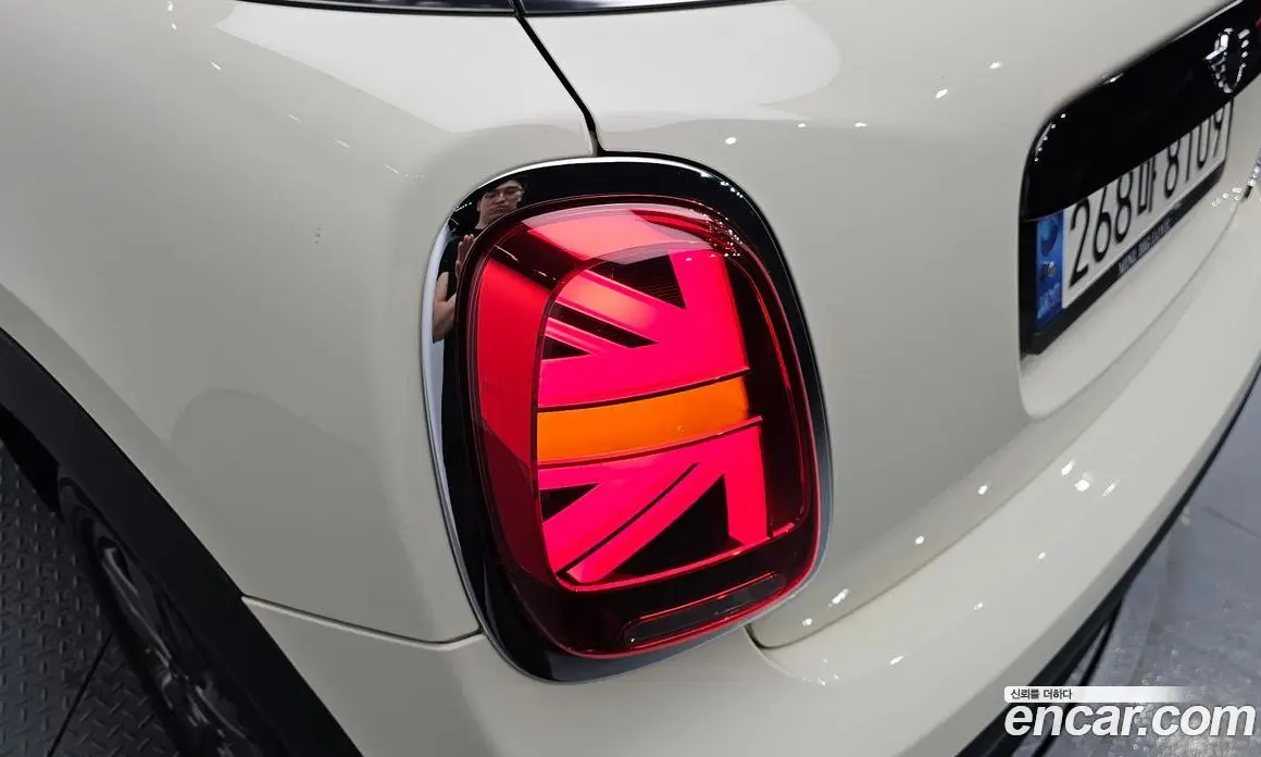 Mini Cooper 2021 1.5 автомат (гидро), фото 9