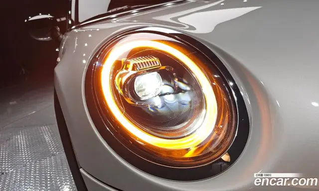 Mini Cooper 2021 1.5 автомат (гидро), миниатюра 7