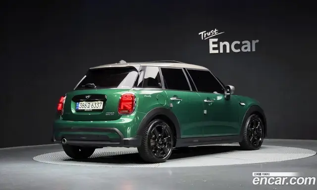 Mini Cooper 2021 1.5 автомат (гидро), миниатюра 2