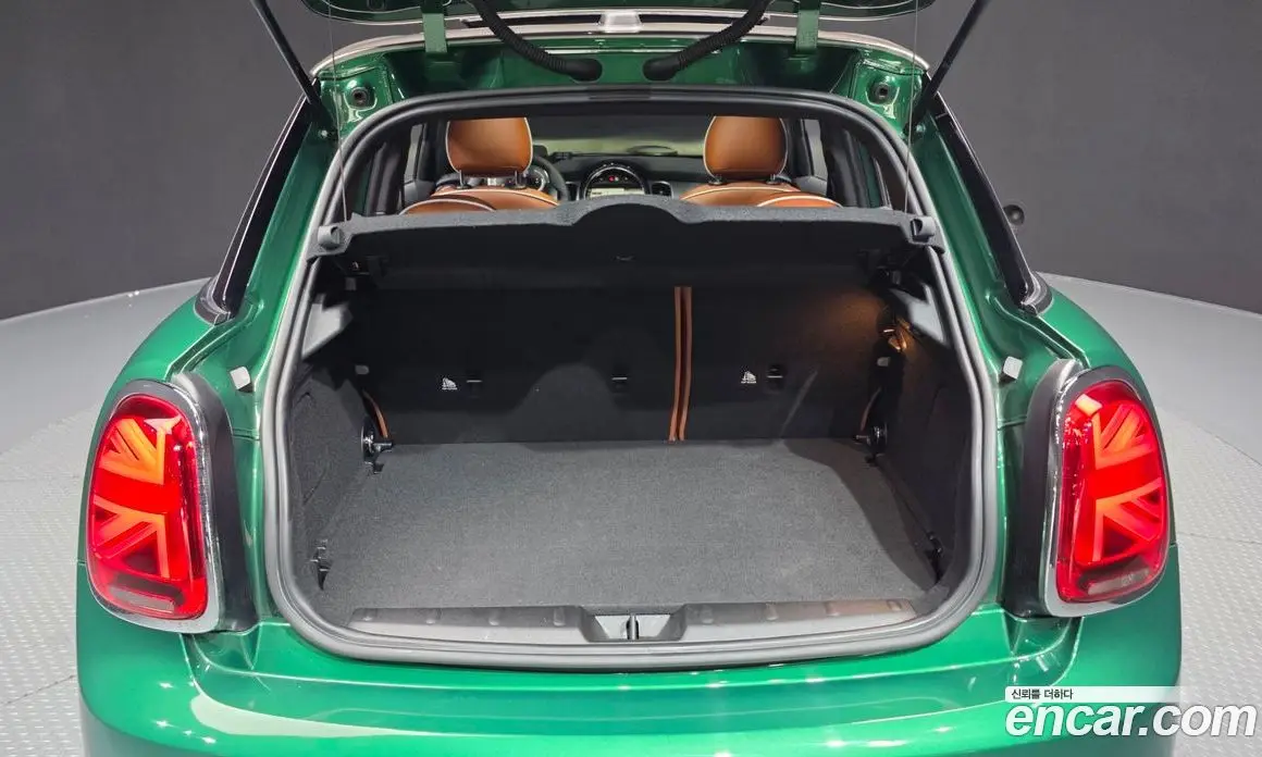 Mini Cooper 2021 1.5 автомат (гидро), фото 26