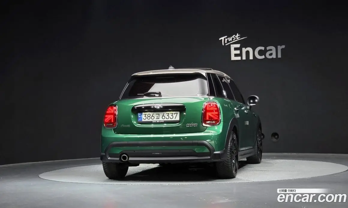 Mini Cooper 2021 1.5 автомат (гидро), фото 4