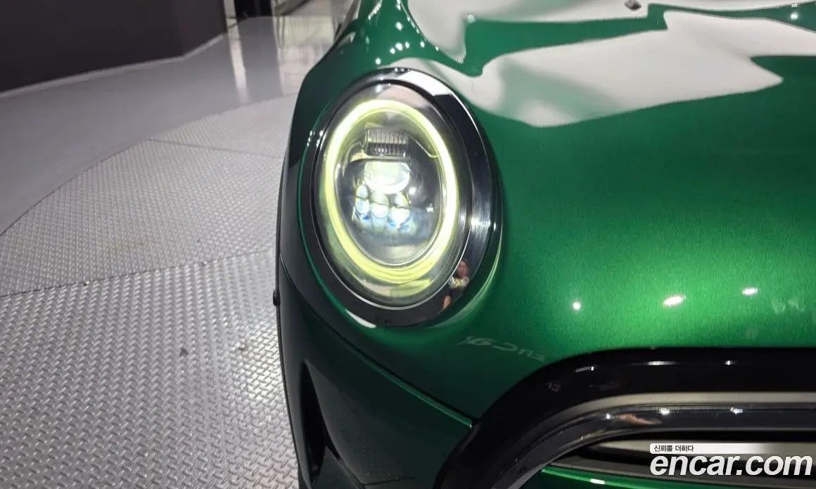 Mini Cooper 2021 1.5 автомат (гидро), фото 8