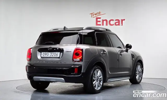 Mini Countryman 2019 1.5 автомат (гидро), миниатюра 2