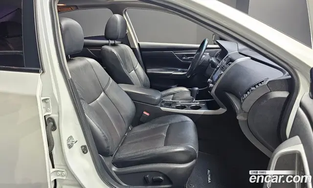 Nissan Altima 2015 2.5 автомат (гидро), миниатюра 11