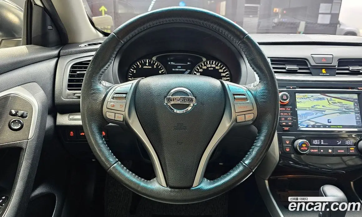Nissan Altima 2015 2.5 автомат (гидро), фото 13