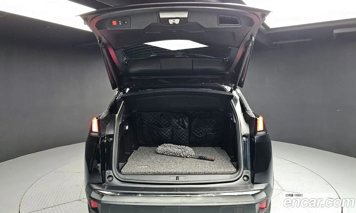 Peugeot 3008 2019 2.0 автомат (гидро), фото 20
