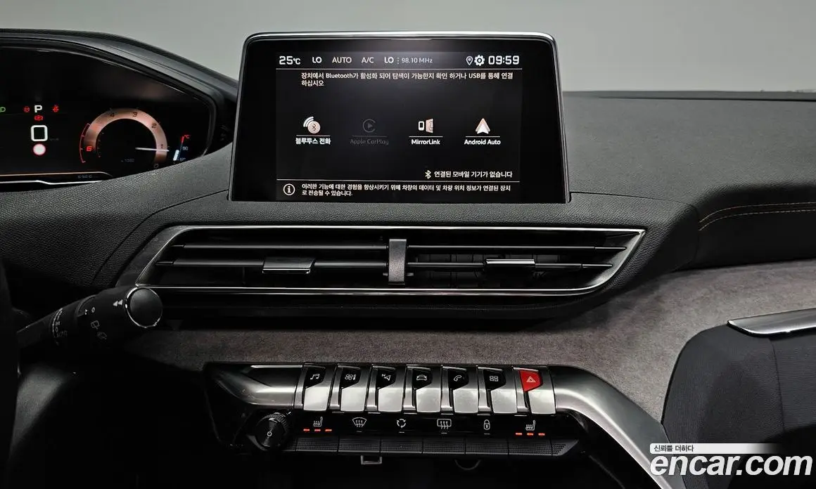 Peugeot 5008 2020 2.0 автомат (гидро), фото 13