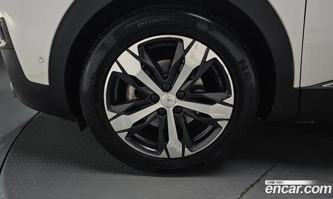Peugeot 5008 2020 2.0 автомат (гидро), фото 5