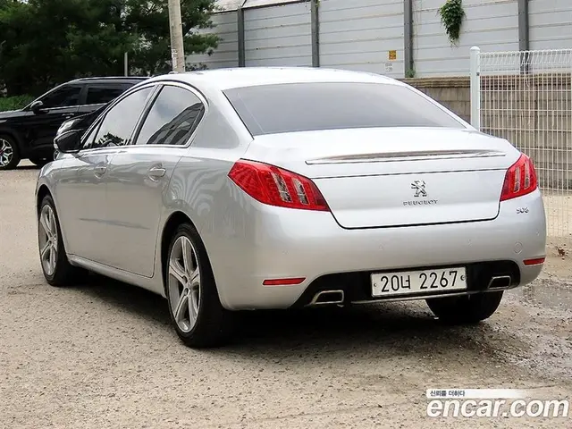 Peugeot 508 2013 2.2 автомат (гидро), миниатюра 3