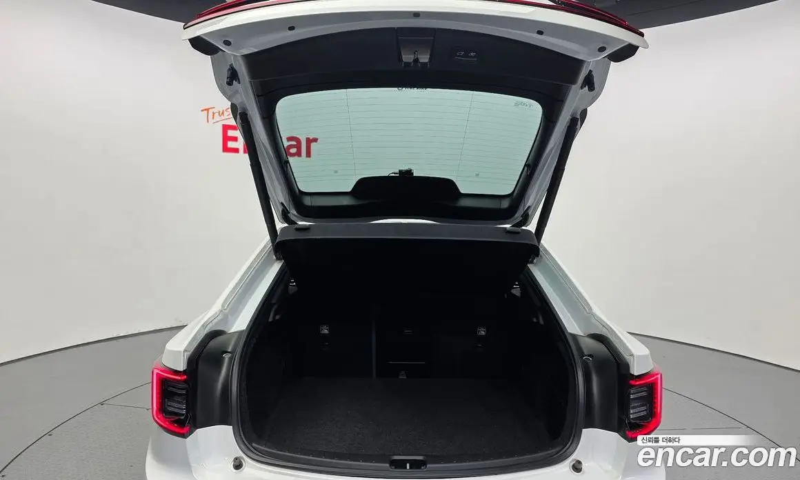 Polestar Polestar 2 2023 0.2 автомат (гидро), фото 26 Polestar Polestar 2 2023 0.2 автомат (гидро), фото 26