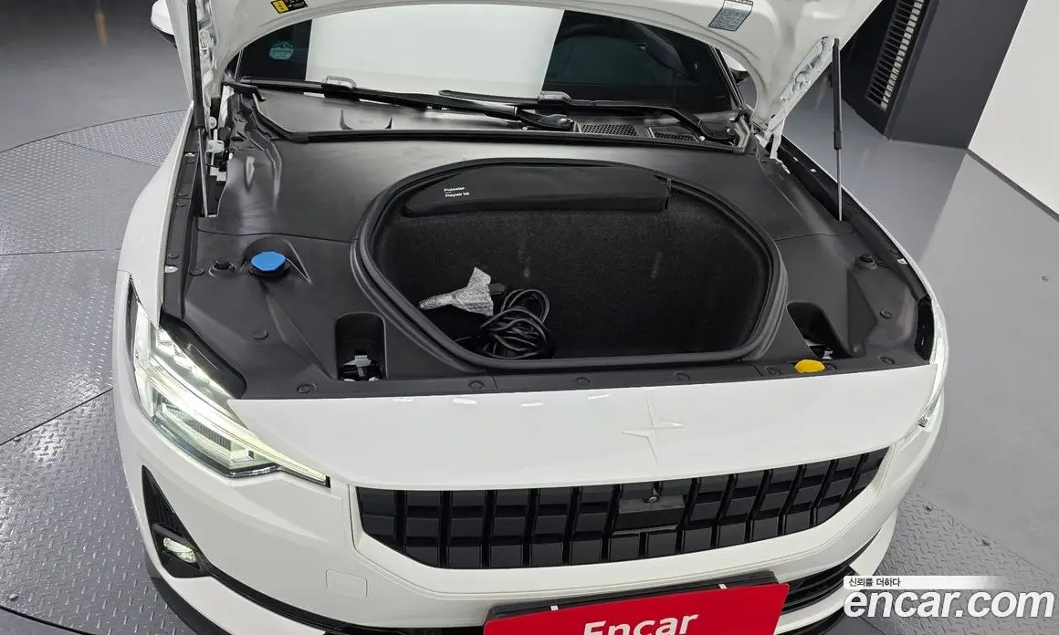 Polestar Polestar 2 2023 0.2 автомат (гидро), фото 6 Polestar Polestar 2 2023 0.2 автомат (гидро), фото 6