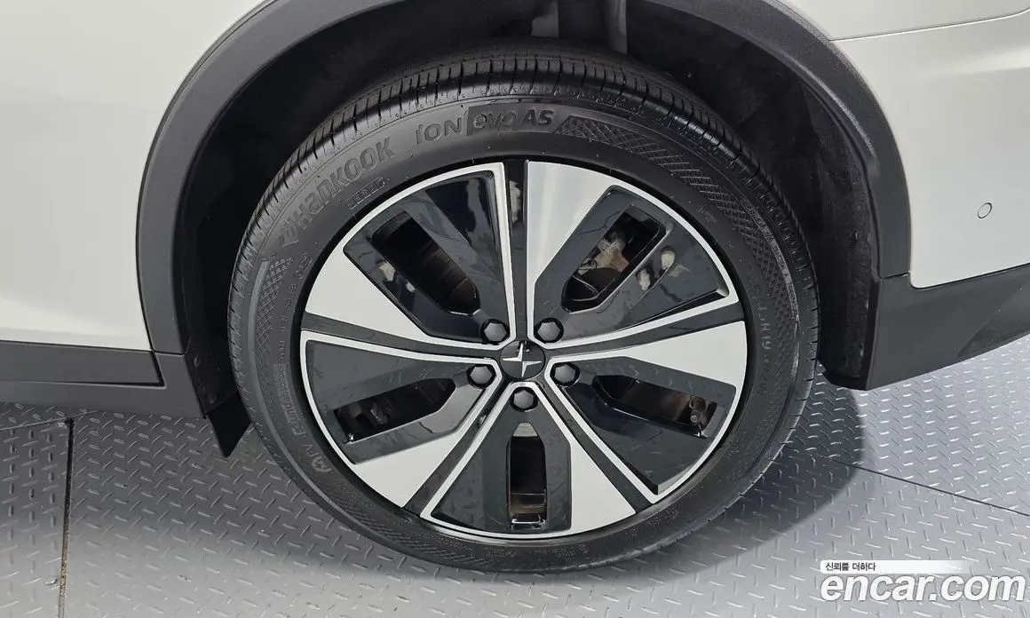 Polestar Polestar 2 2023 0.2 автомат (гидро), фото 7 Polestar Polestar 2 2023 0.2 автомат (гидро), фото 7