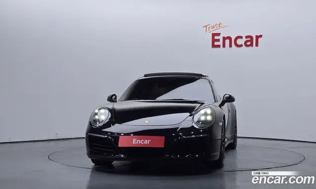 Porsche 911 2016 3.0 автомат (гидро), миниатюра 3