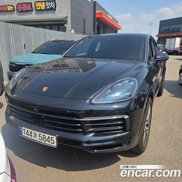 Porsche Cayenne, 2022, 54 110 км