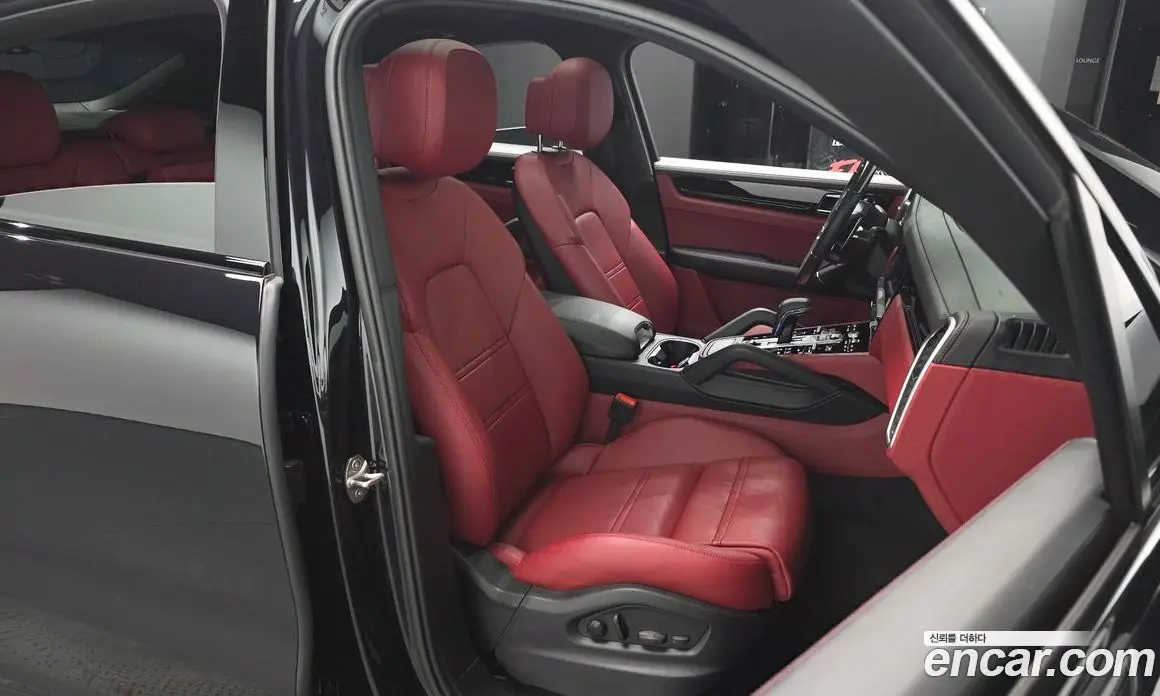 Porsche Cayenne 2022 3.0 автомат (гидро), фото 15