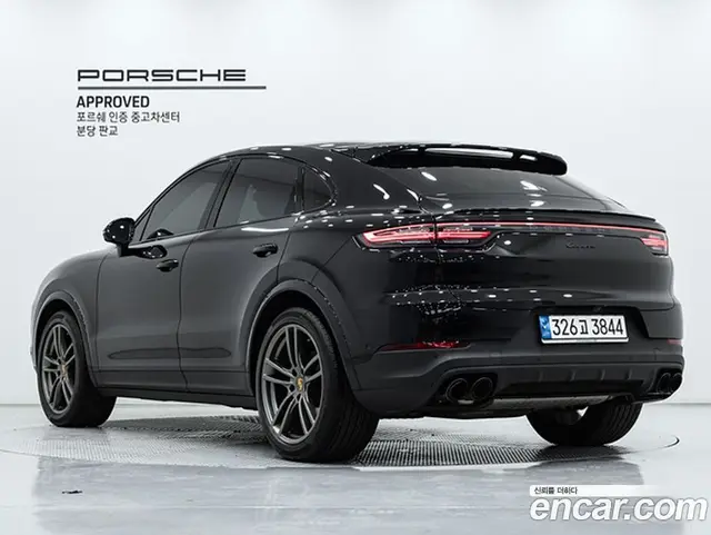 Porsche Cayenne 2023 3.0 автомат (гидро), миниатюра 2