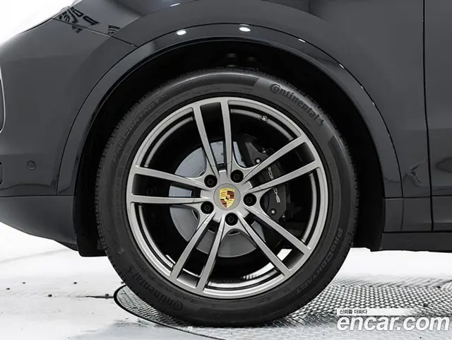 Porsche Cayenne 2023 3.0 автомат (гидро), миниатюра 5