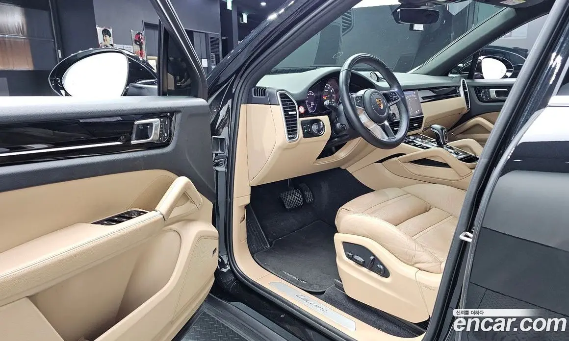 Porsche Cayenne 2023 3.0 автомат (гидро), фото 12