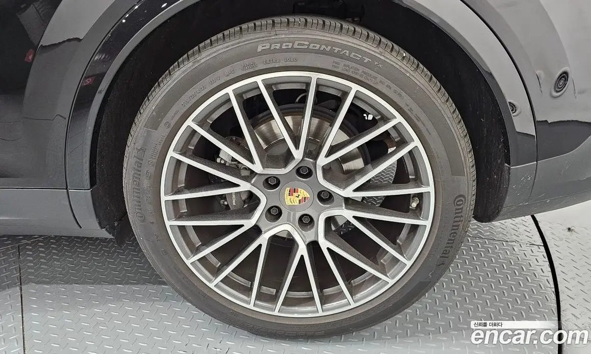 Porsche Cayenne 2023 3.0 автомат (гидро), фото 6