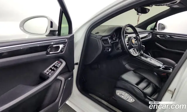 Porsche Macan 2016 3.6 автомат (гидро), миниатюра 10