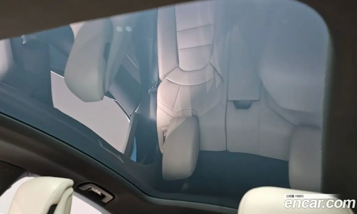 Porsche Taycan 2023 0.1 автомат (гидро), фото 22