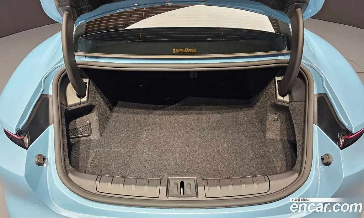 Porsche Taycan 2023 0.1 автомат (гидро), фото 26