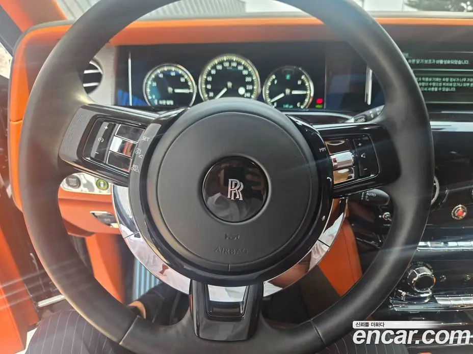 Rolls-Royce Phantom 2021 6.7 автомат (гидро), фото 6 Rolls-Royce Phantom 2021 6.7 автомат (гидро), фото 6