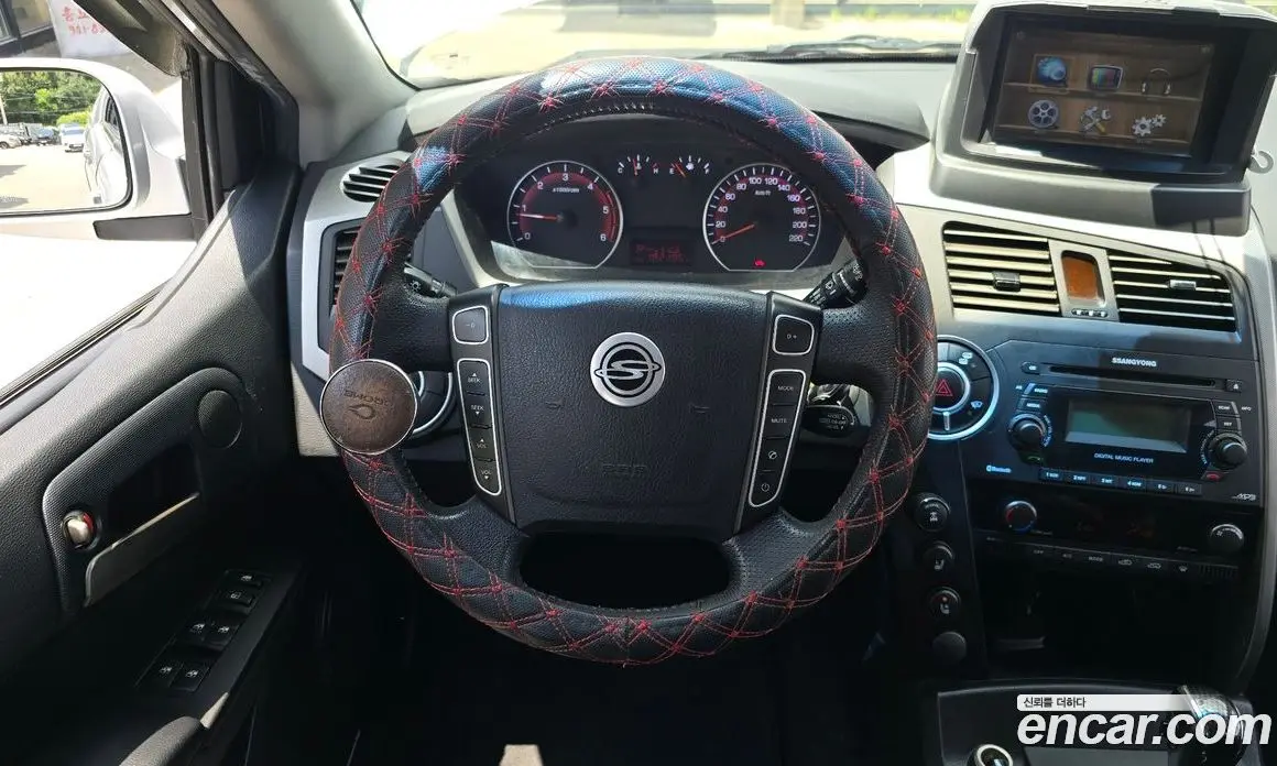 SsangYong Korando 2013 2.0 автомат (гидро), фото 13