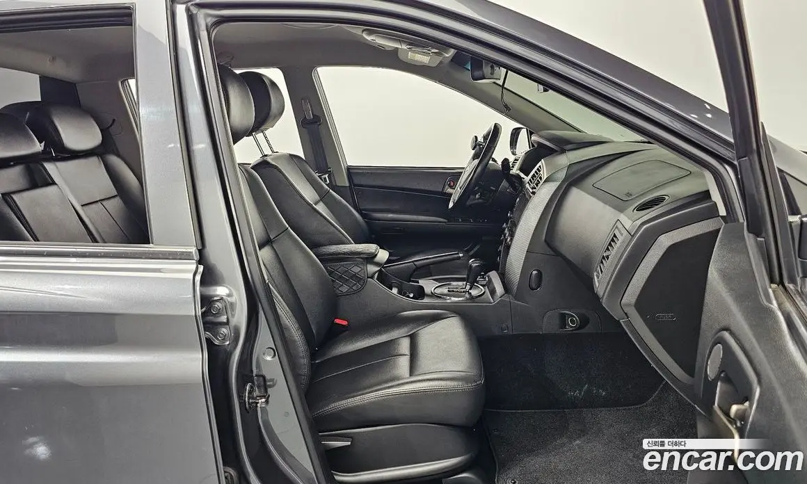 SsangYong Korando 2015 2.0 автомат (гидро), фото 16