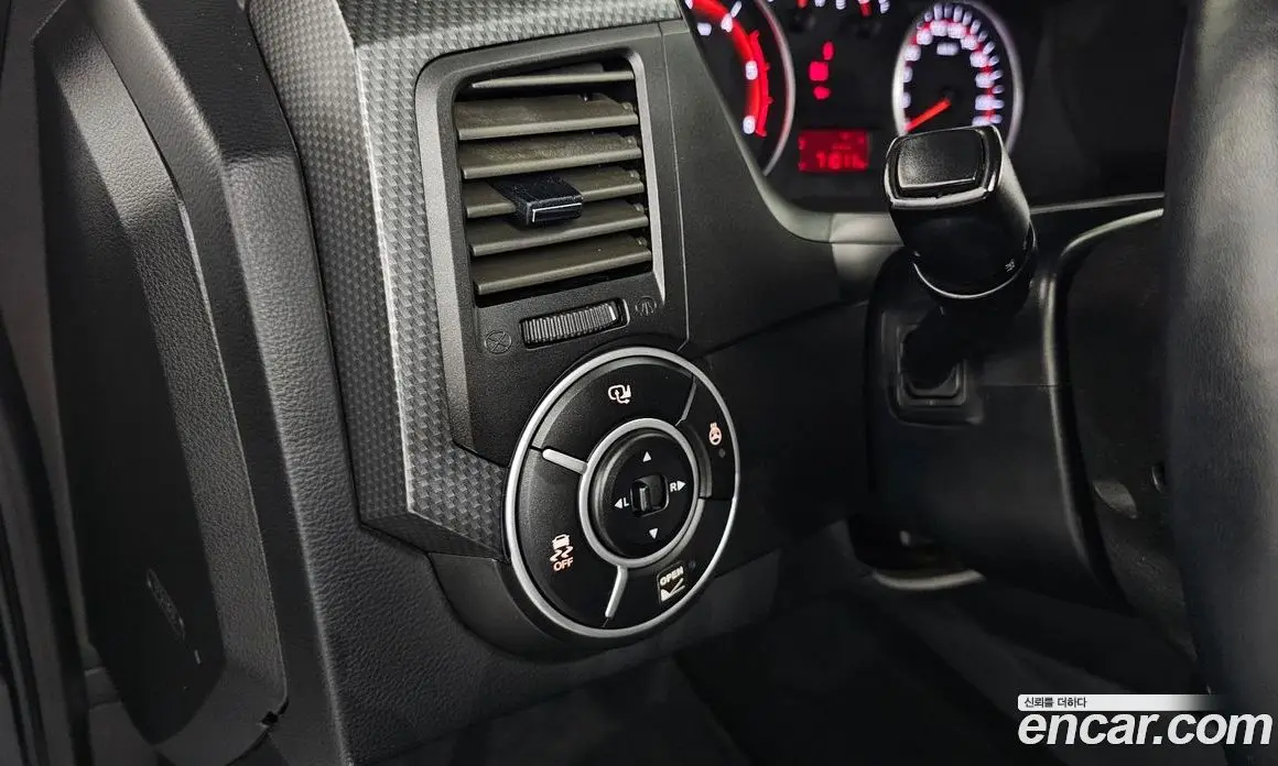 SsangYong Korando 2015 2.0 автомат (гидро), фото 22