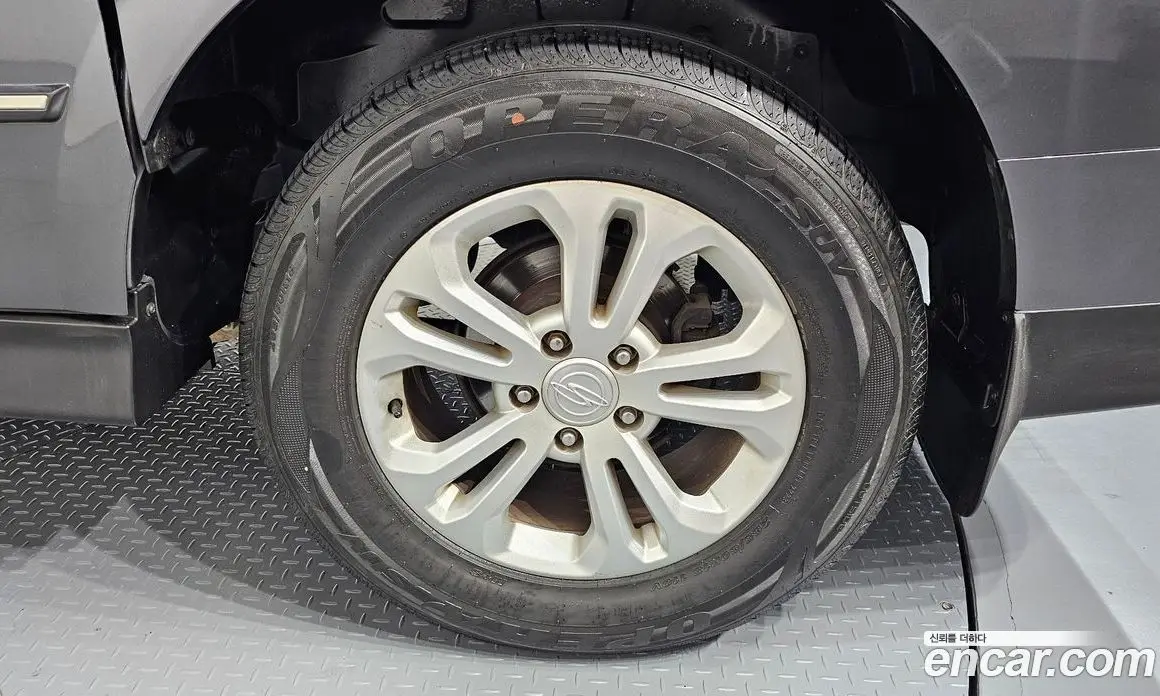 SsangYong Korando 2015 2.0 автомат (гидро), фото 6