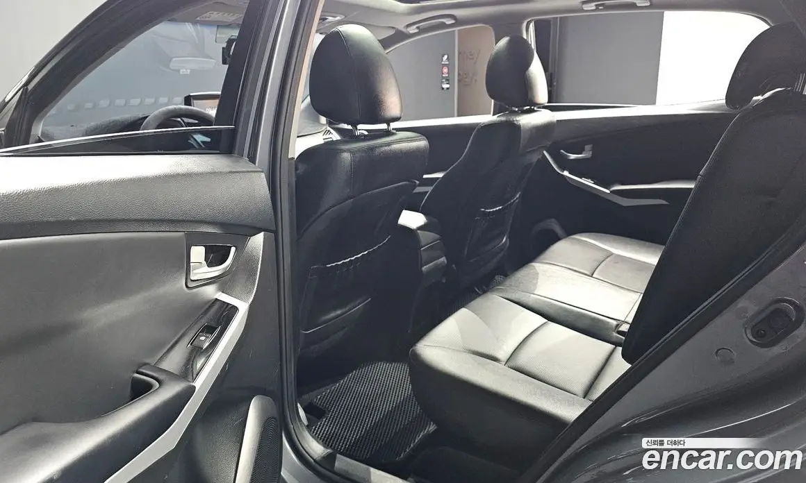 SsangYong Korando 2015 2.2 автомат (гидро), фото 16