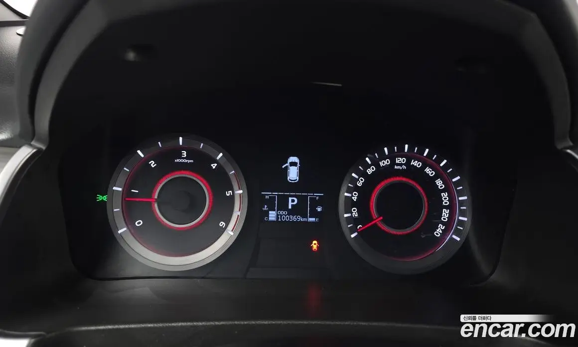 SsangYong Korando 2016 2.2 автомат (гидро), фото 11