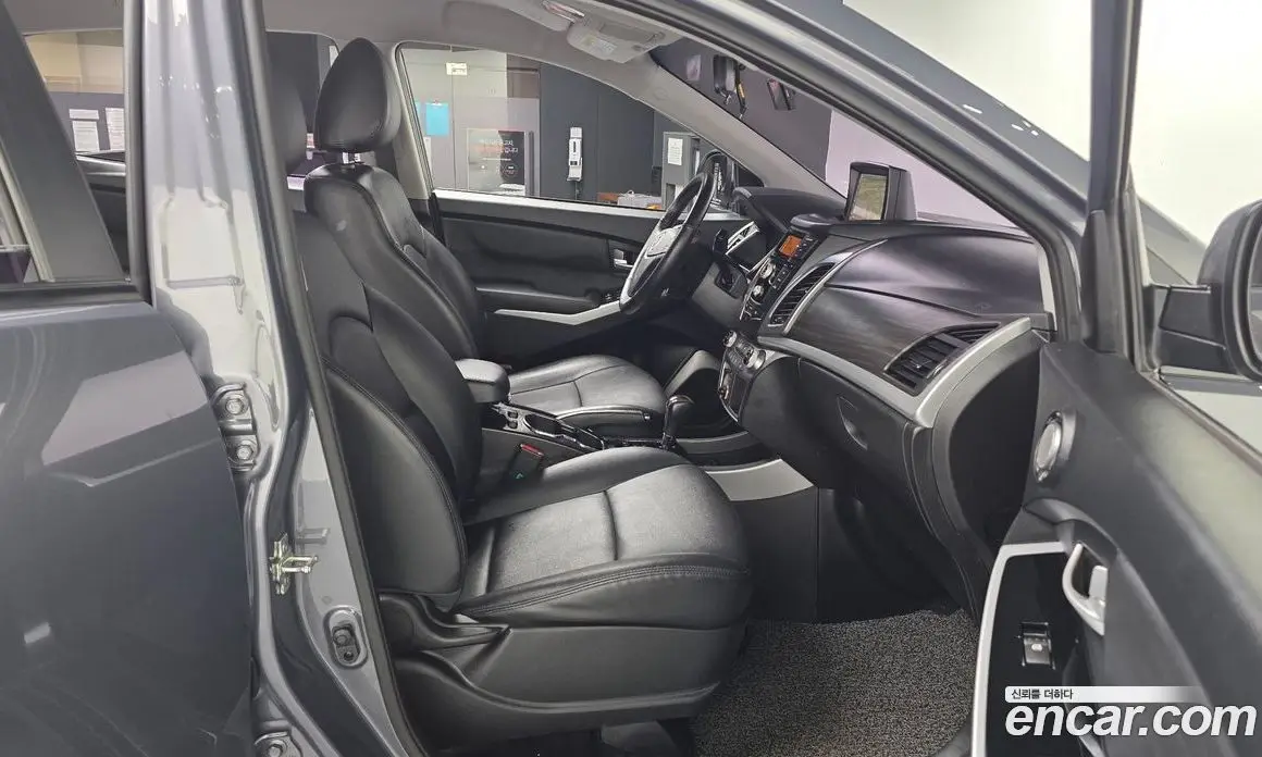 SsangYong Korando 2016 2.2 автомат (гидро), фото 17
