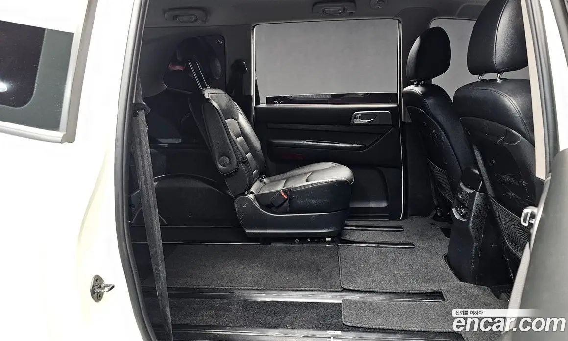 SsangYong Korando 2017 2.2 автомат (гидро), фото 11