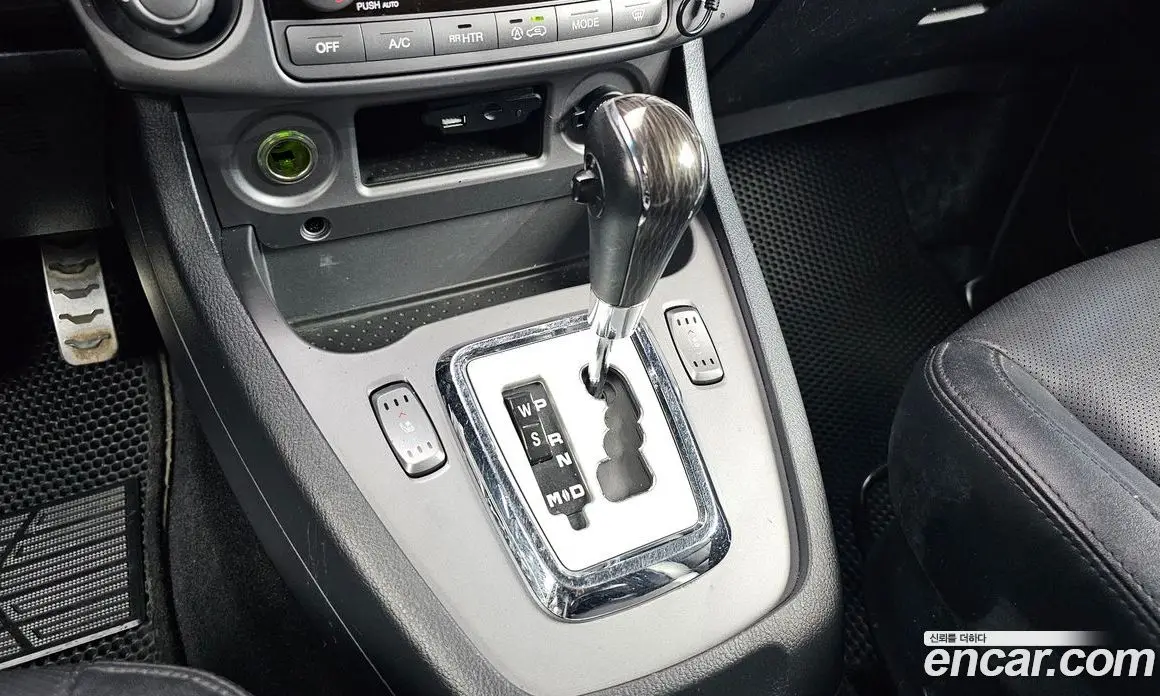 SsangYong Korando 2017 2.2 автомат (гидро), фото 9