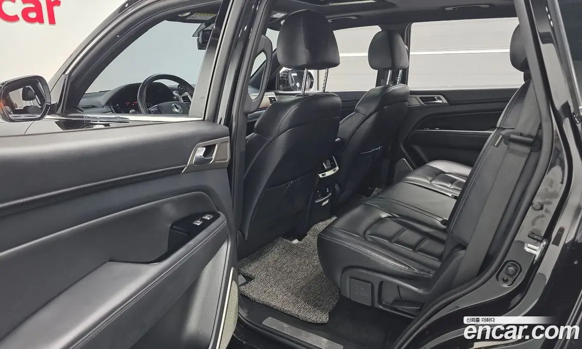 SsangYong Rexton 2017 2.2 автомат (гидро), фото 16