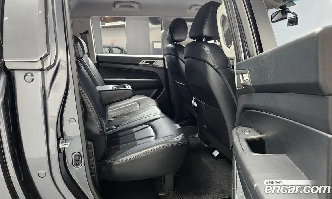 SsangYong Rexton 2018 2.2 автомат (гидро), фото 16
