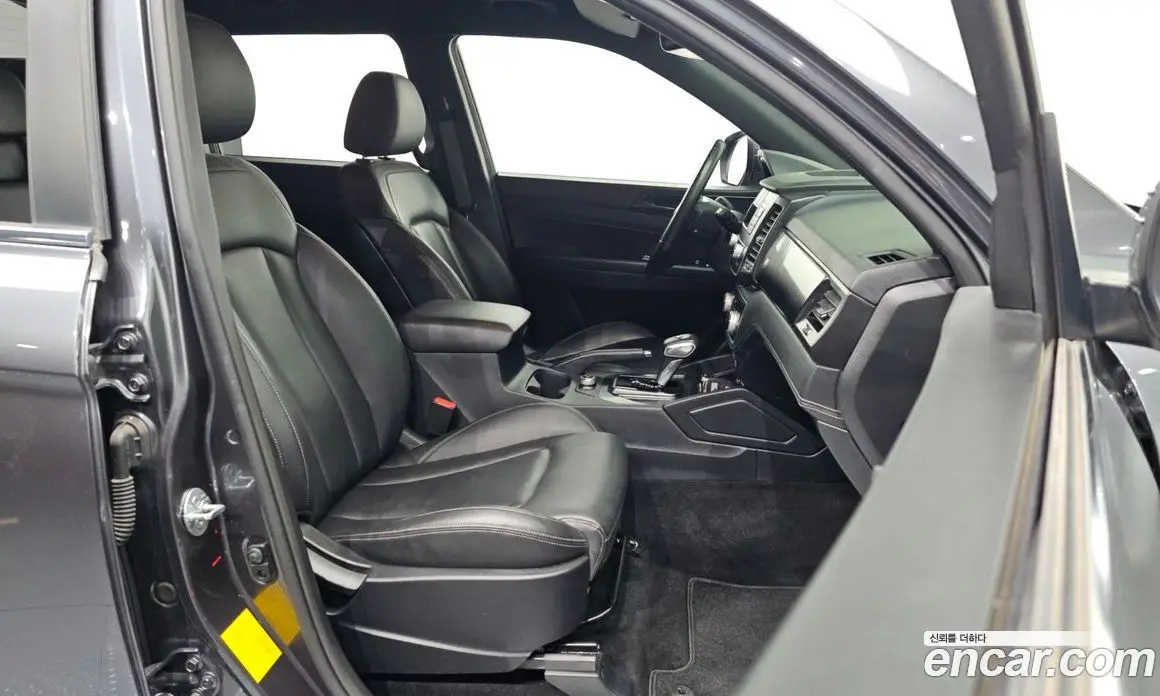 SsangYong Rexton 2021 2.2 автомат (гидро), фото 15