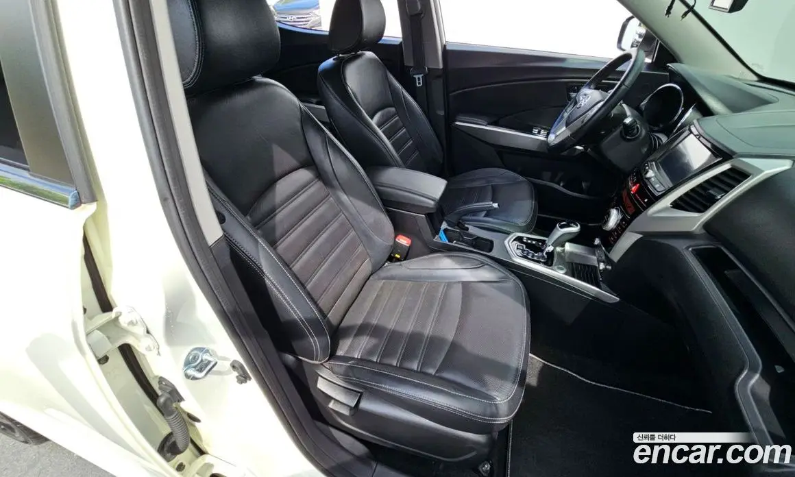 SsangYong TIBOLI 2015 1.6 автомат (гидро), фото 16