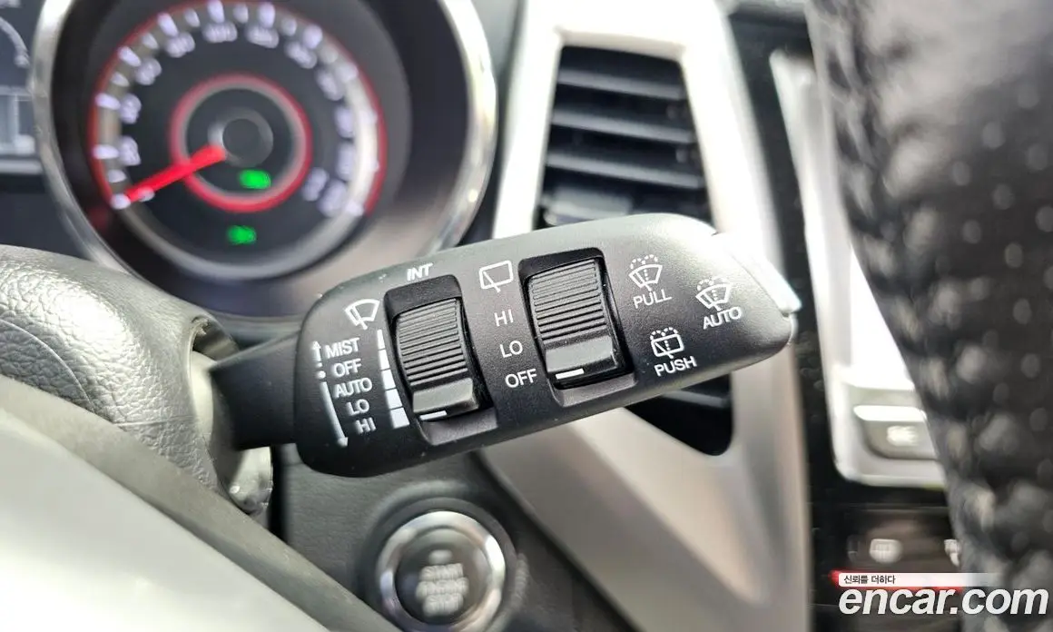 SsangYong TIBOLI 2015 1.6 автомат (гидро), фото 26